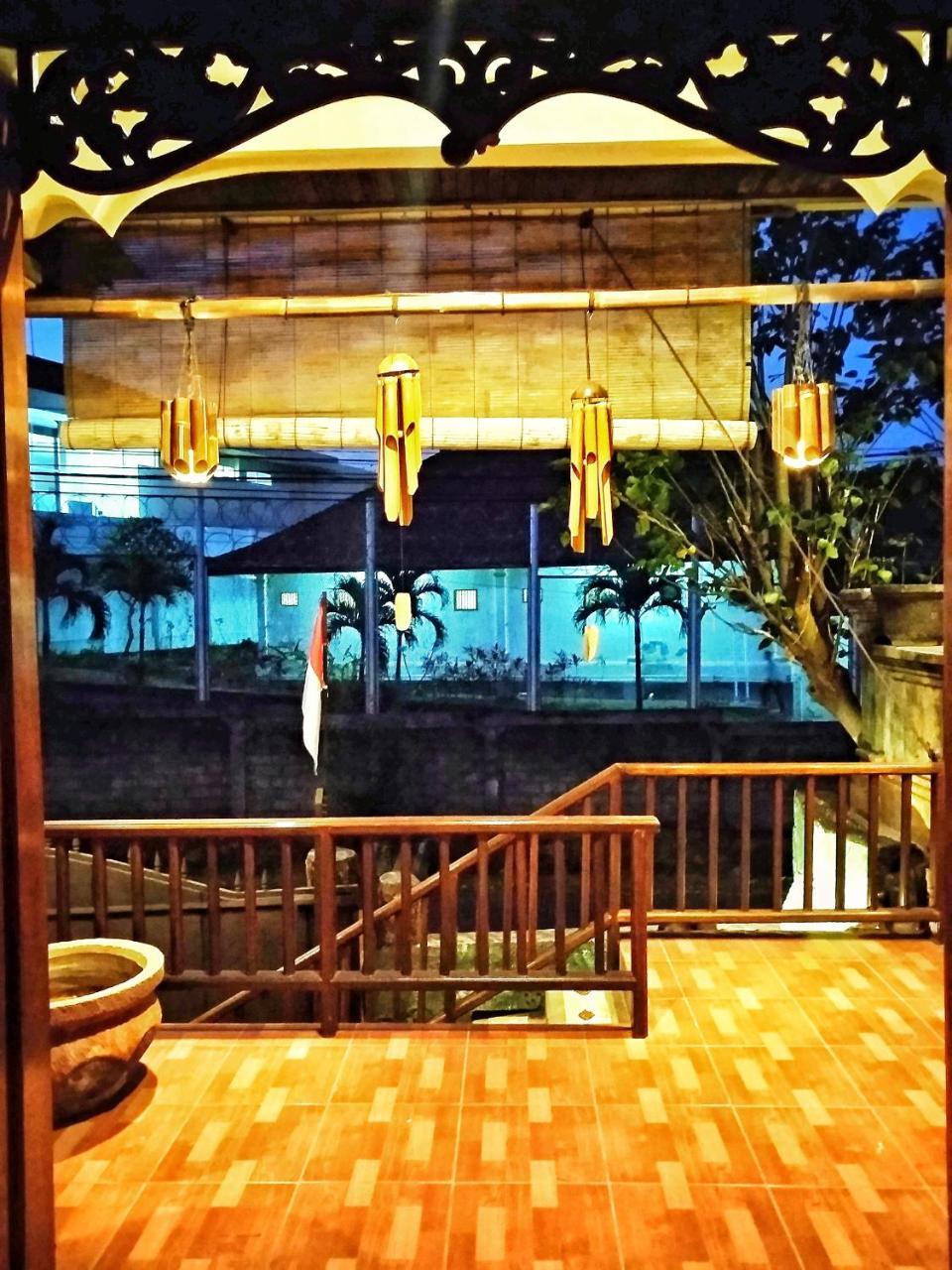 Bunk'D Backpackers Villa Jimbaran Extérieur photo