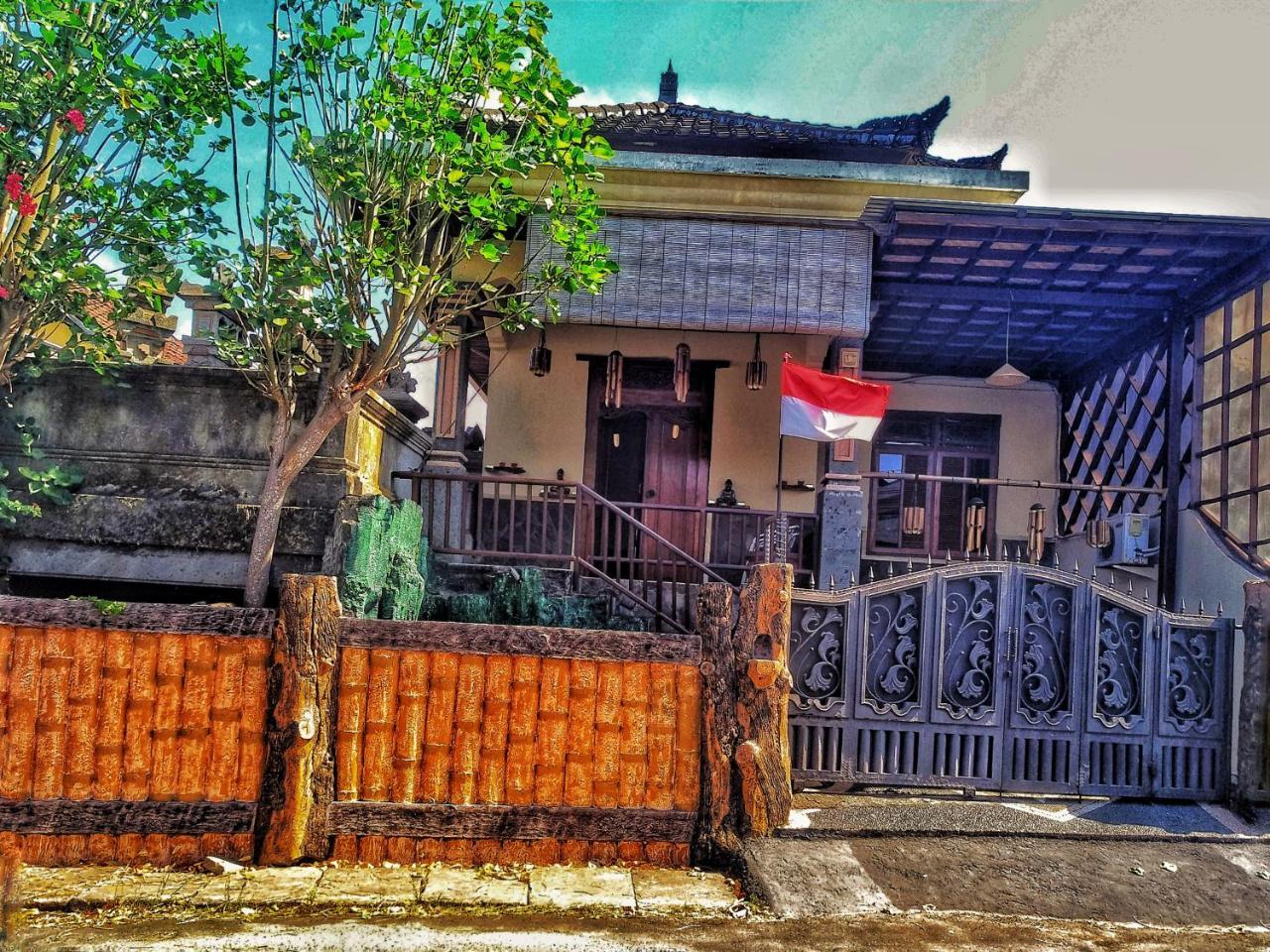 Bunk'D Backpackers Villa Jimbaran Extérieur photo